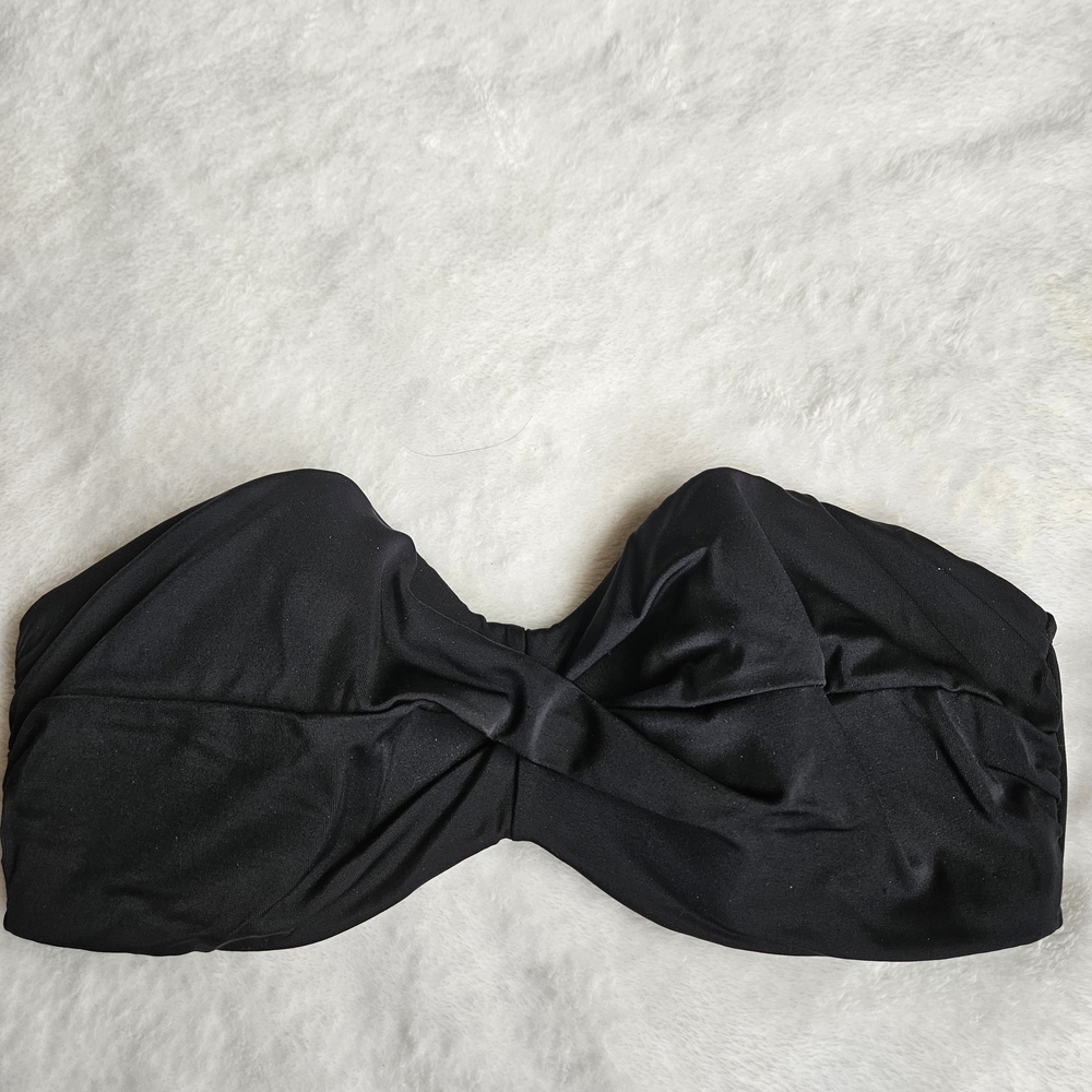 Black Strapless Bandeau Top